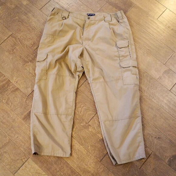 5.11 511 Tactical Cargo Pants Men 44x30 Khaki Canvas w Expandable Waist Duty - Picture 1 of 9